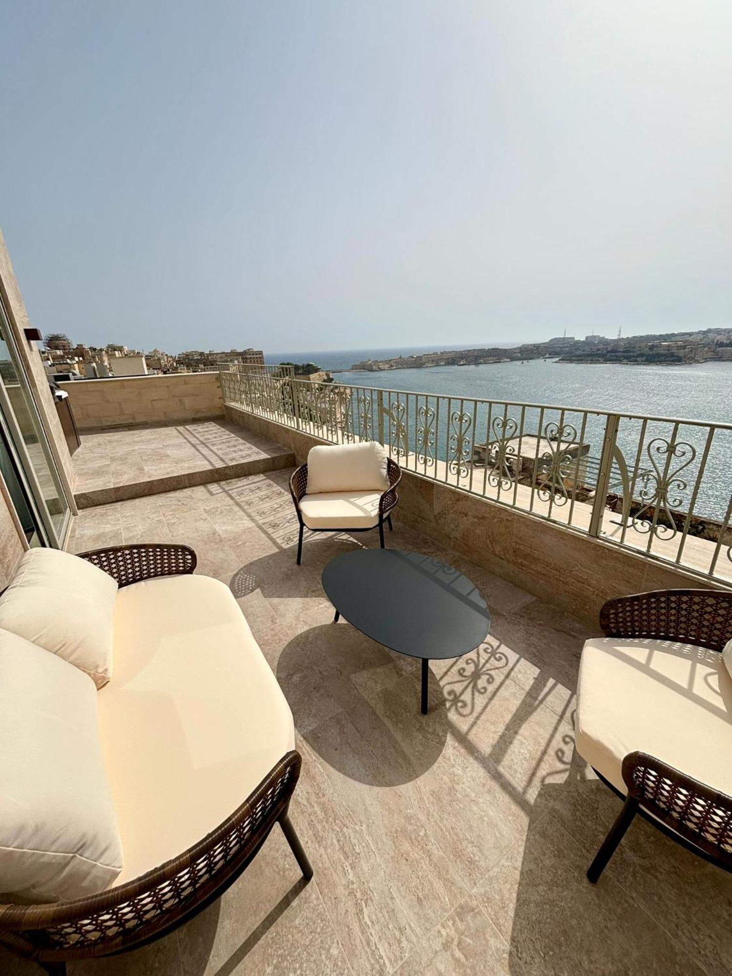 Battery House Hotel Valletta Exterior foto