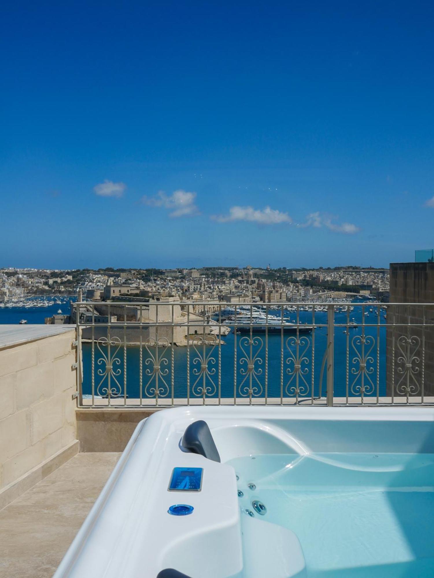 Battery House Hotel Valletta Cameră foto